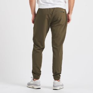Transit Jogger | Evergreen sold by Vuori