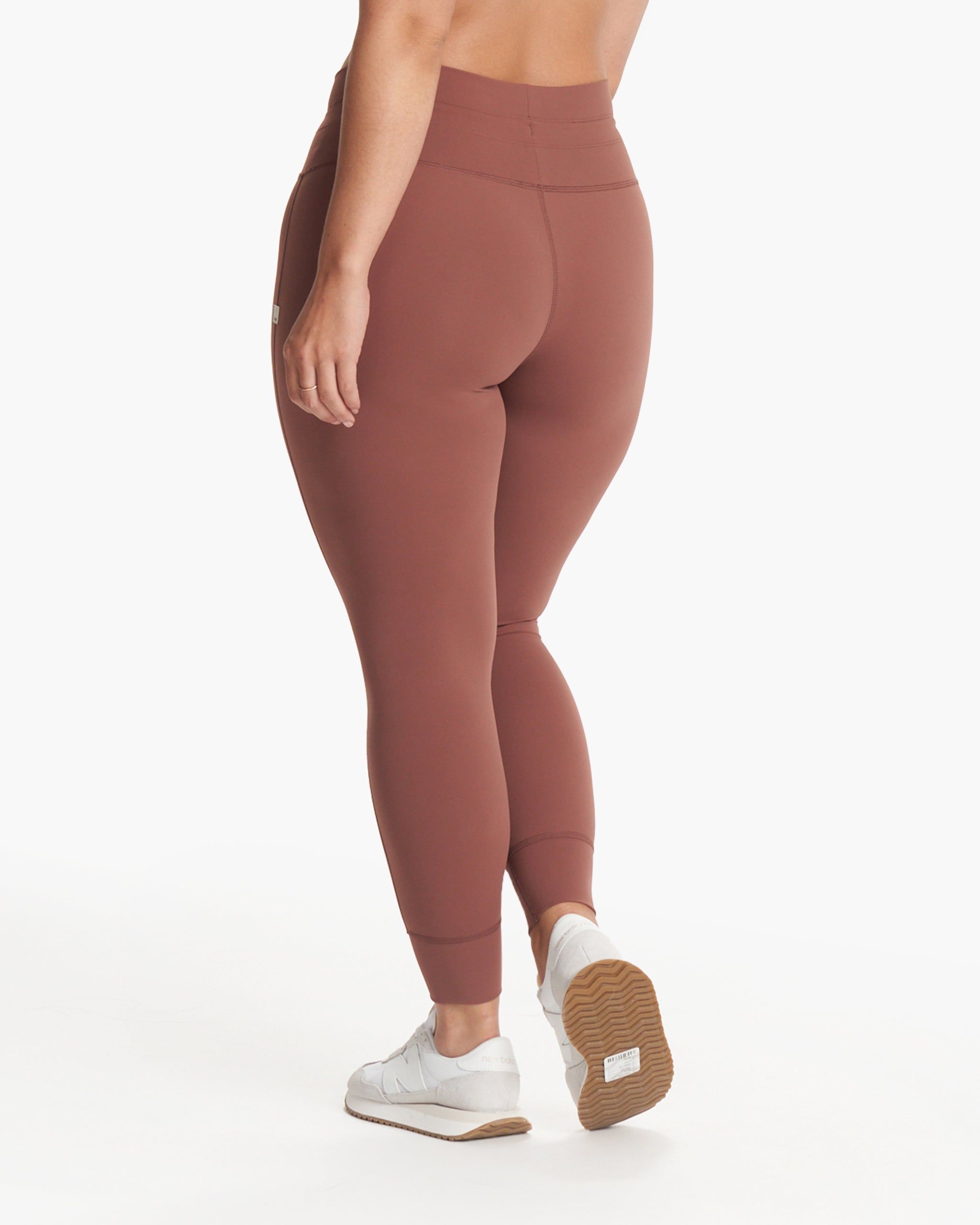 Daily Legging | Hazelnut sold by Vuori product image thumbnail 2