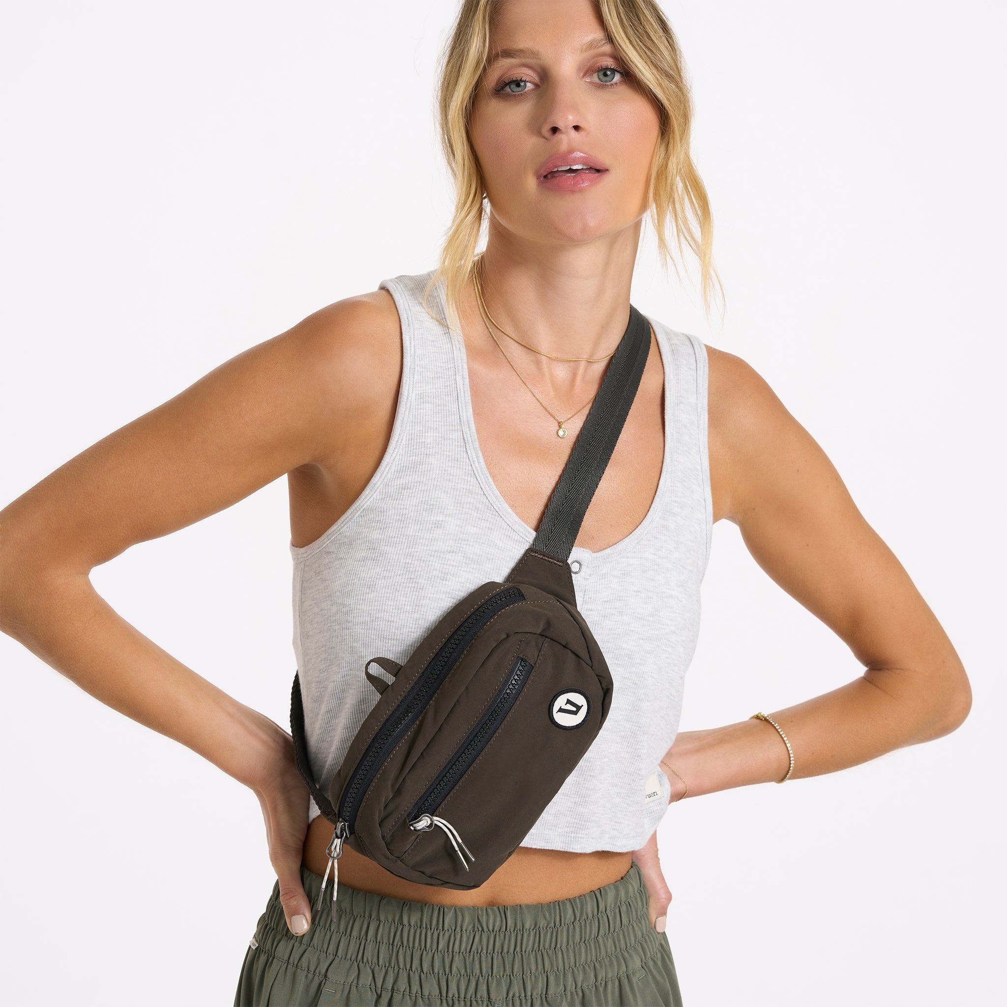 Vuori Hip Pack | Army | Parallel
