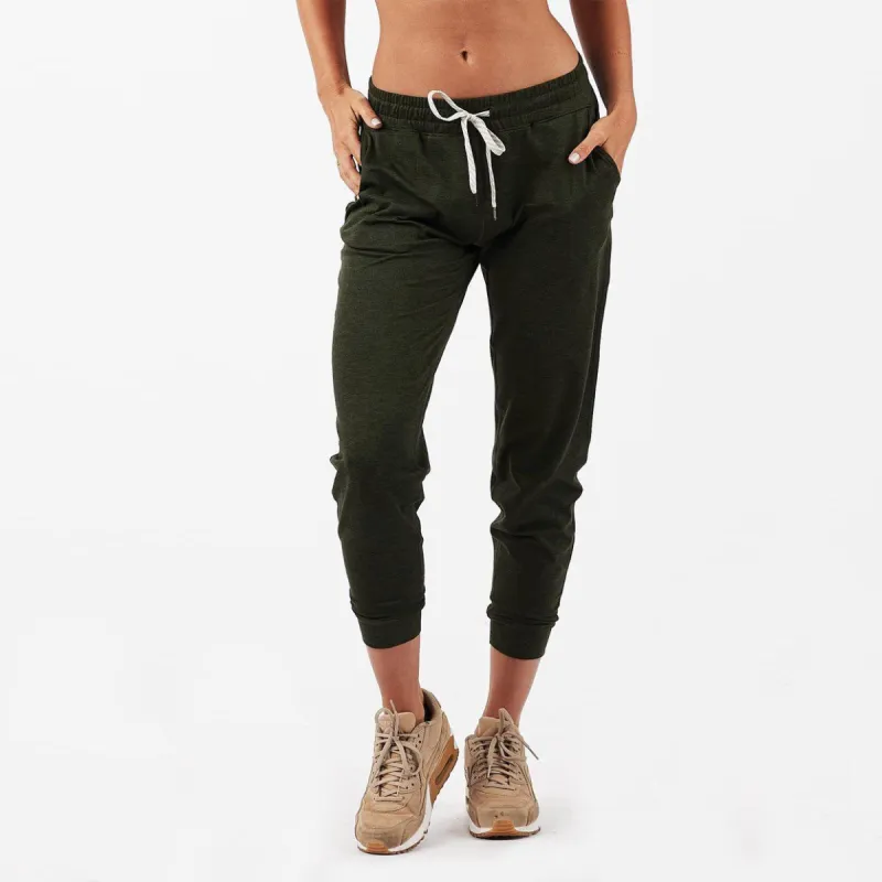Performance Jogger | Moss Heather sold by Vuori