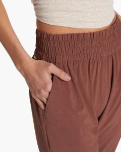 Villa Jogger | Hazelnut sold by Vuori