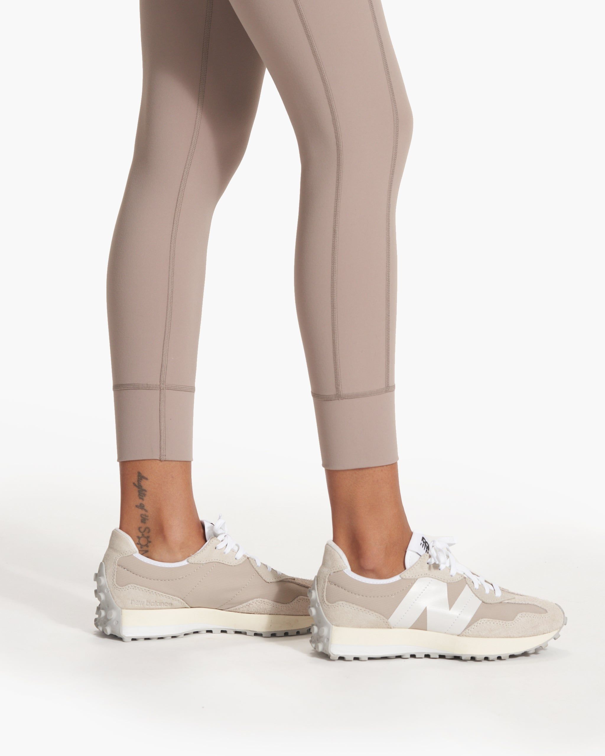 Daily Pocket Legging | Graphite sold by Vuori product image thumbnail 6