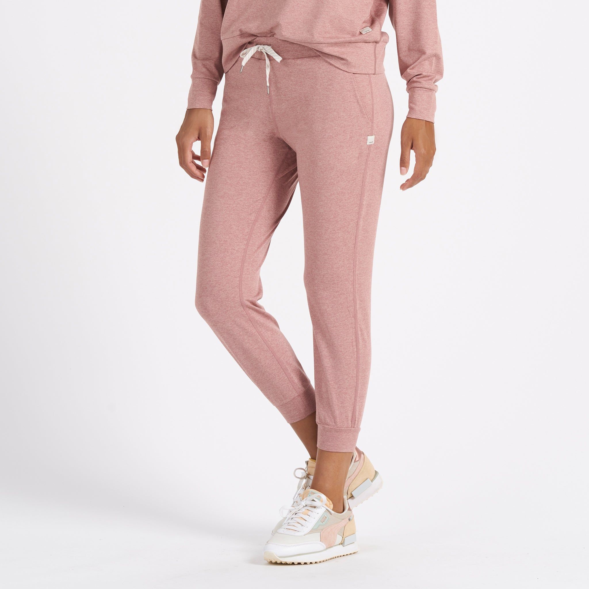 Performance Jogger | Burnt Clay Heather sold by Vuori product image thumbnail 3