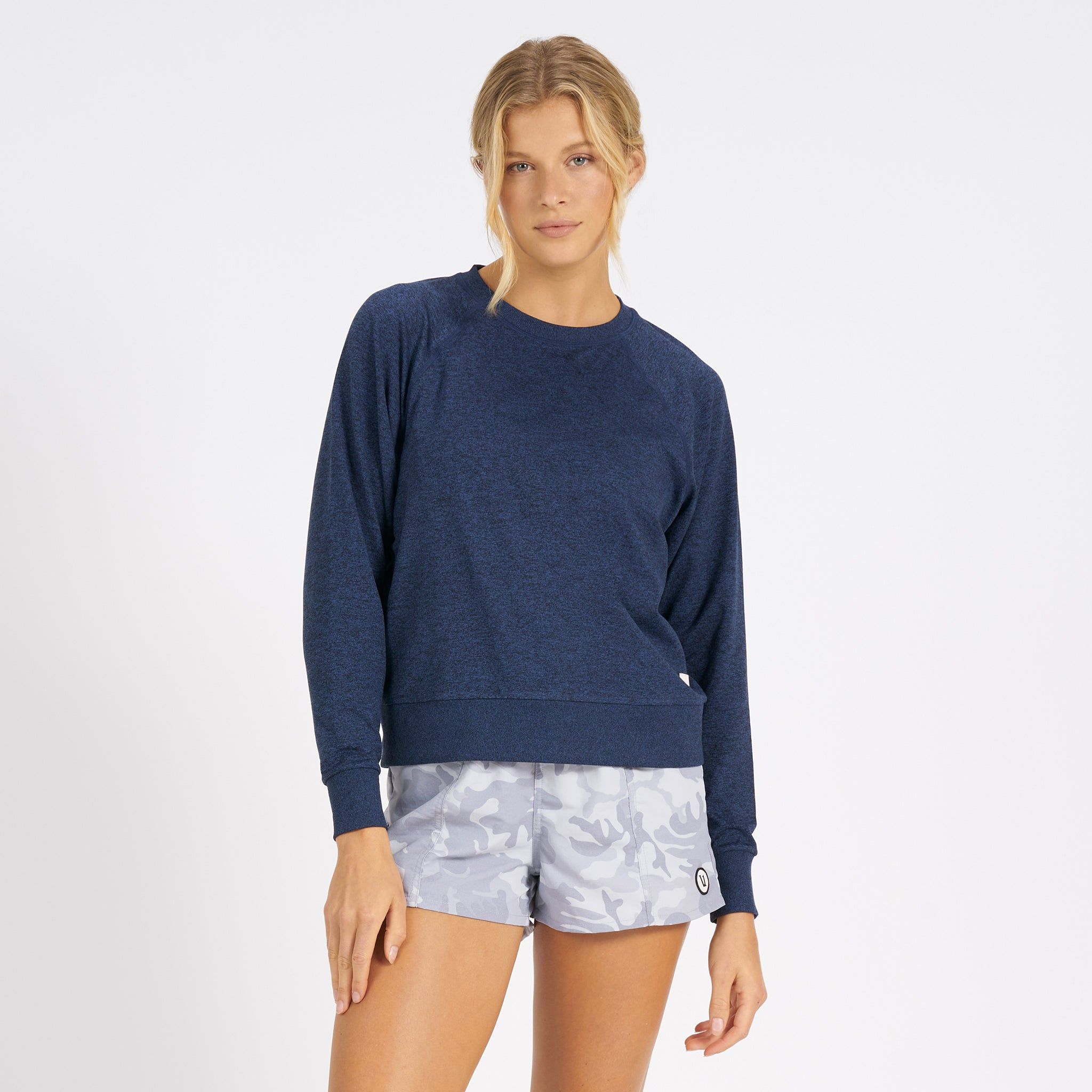 Long-Sleeve Halo Crew | Navy Heather sold by Vuori