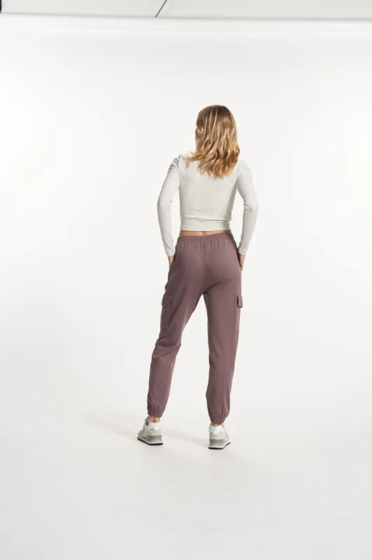 Abrasion-Less Pant | Black sold by Vuori