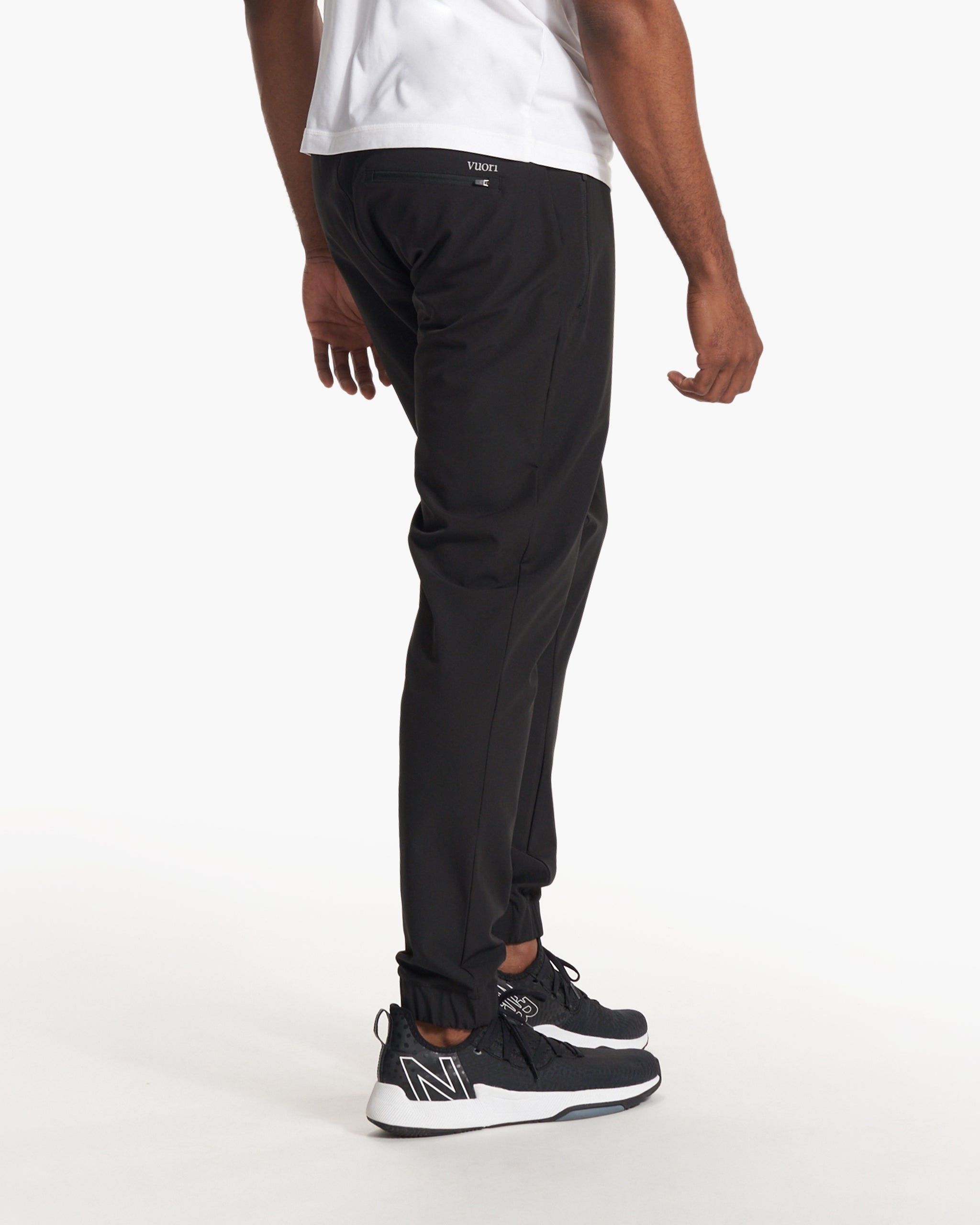 Transit Jogger | Black sold by Vuori product image thumbnail 5