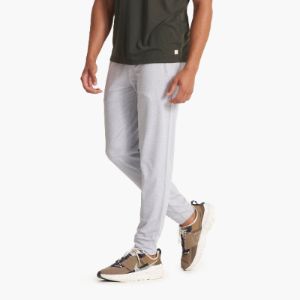 Ponto Performance Jogger | Platinum Heather sold by Vuori