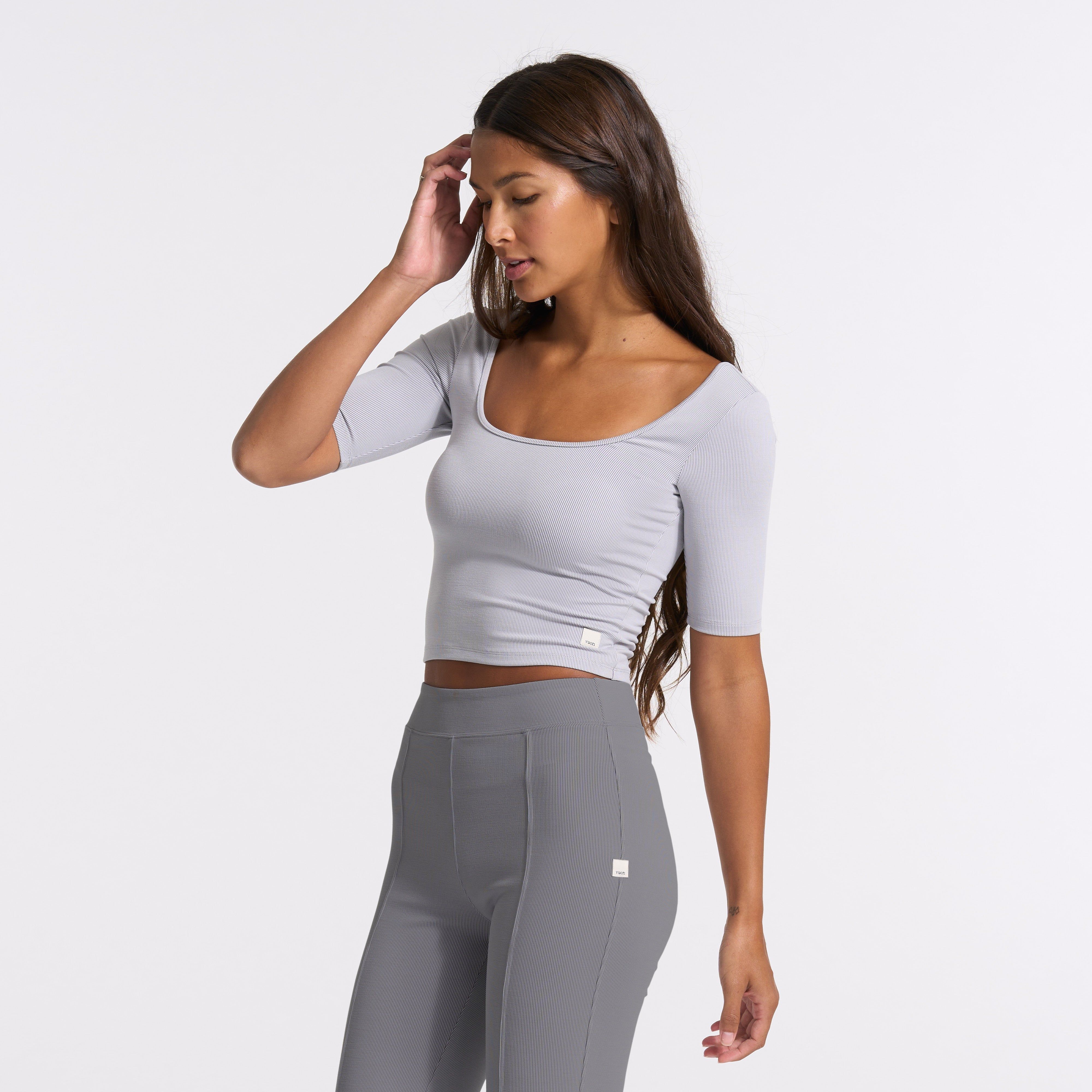 Lux Rib Avant Top | Pale Grey Heather sold by Vuori product image thumbnail 2