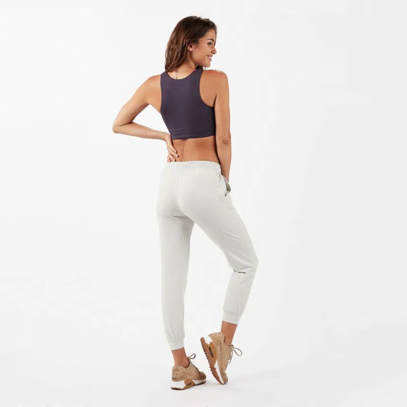 Altitude Sports Bra | Eggplant sold by Vuori