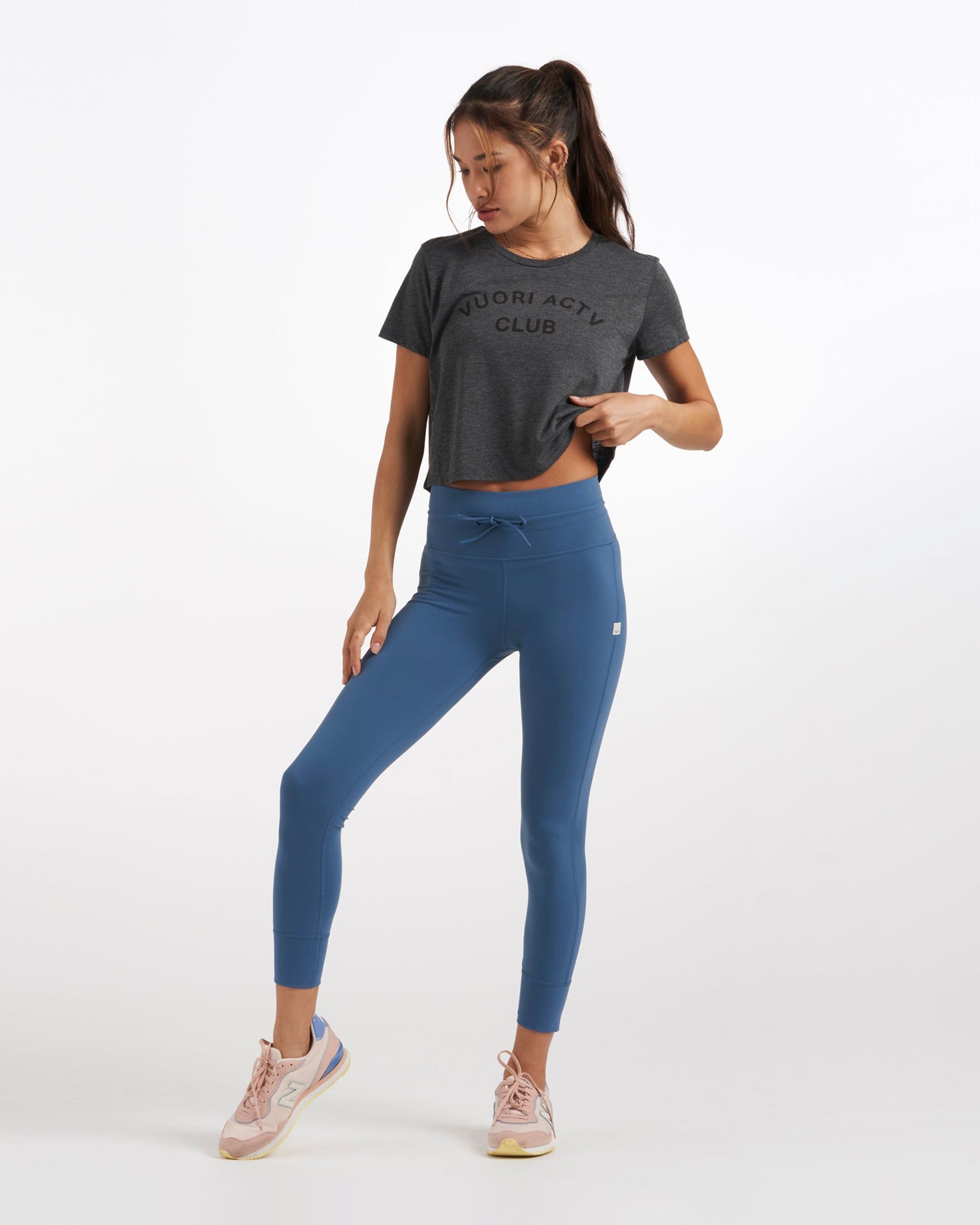Womens ACTV Club Tee | Charcoal Heather sold by Vuori product image thumbnail 3