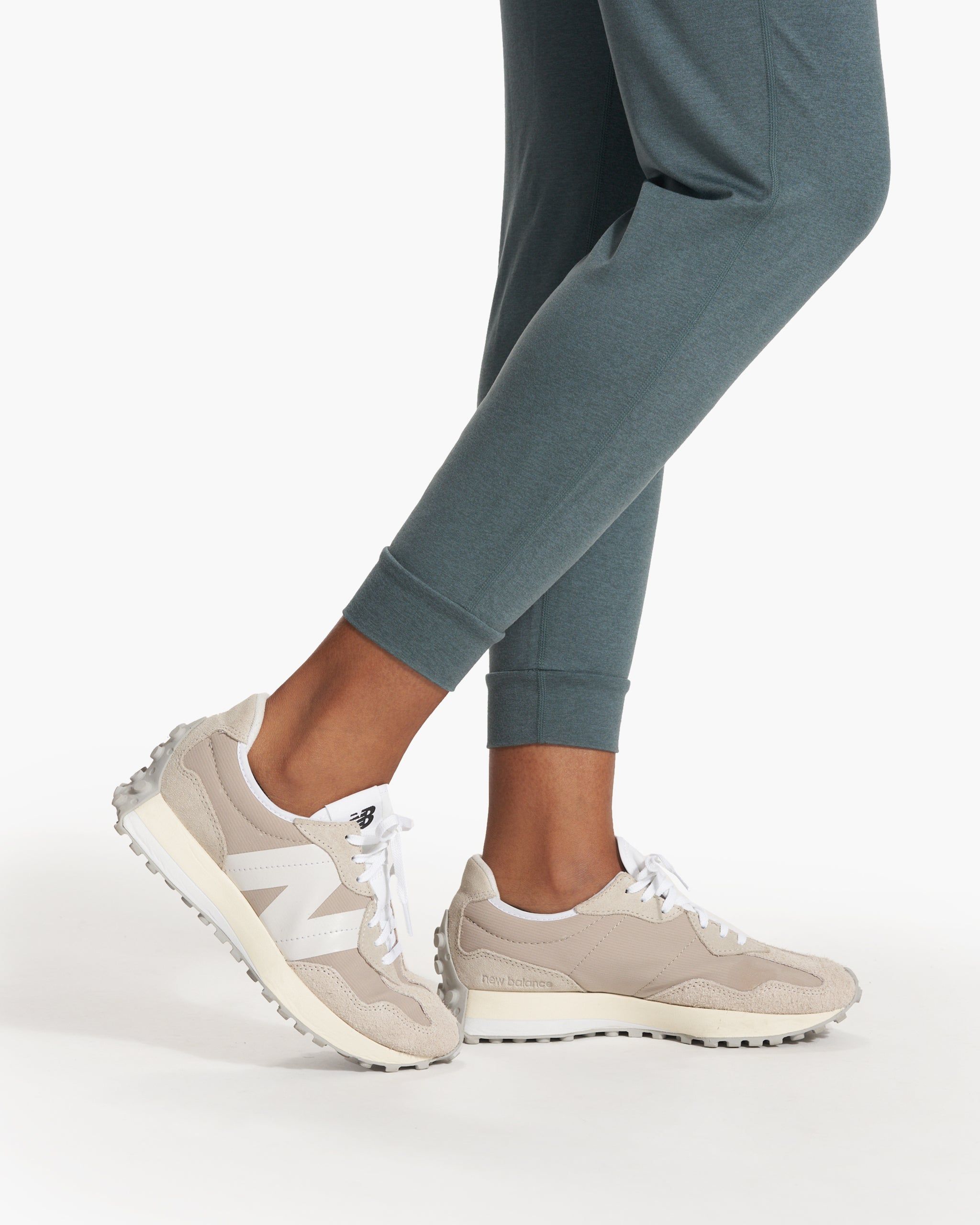 Performance Jogger - Long | Lake Heather sold by Vuori product image thumbnail 6