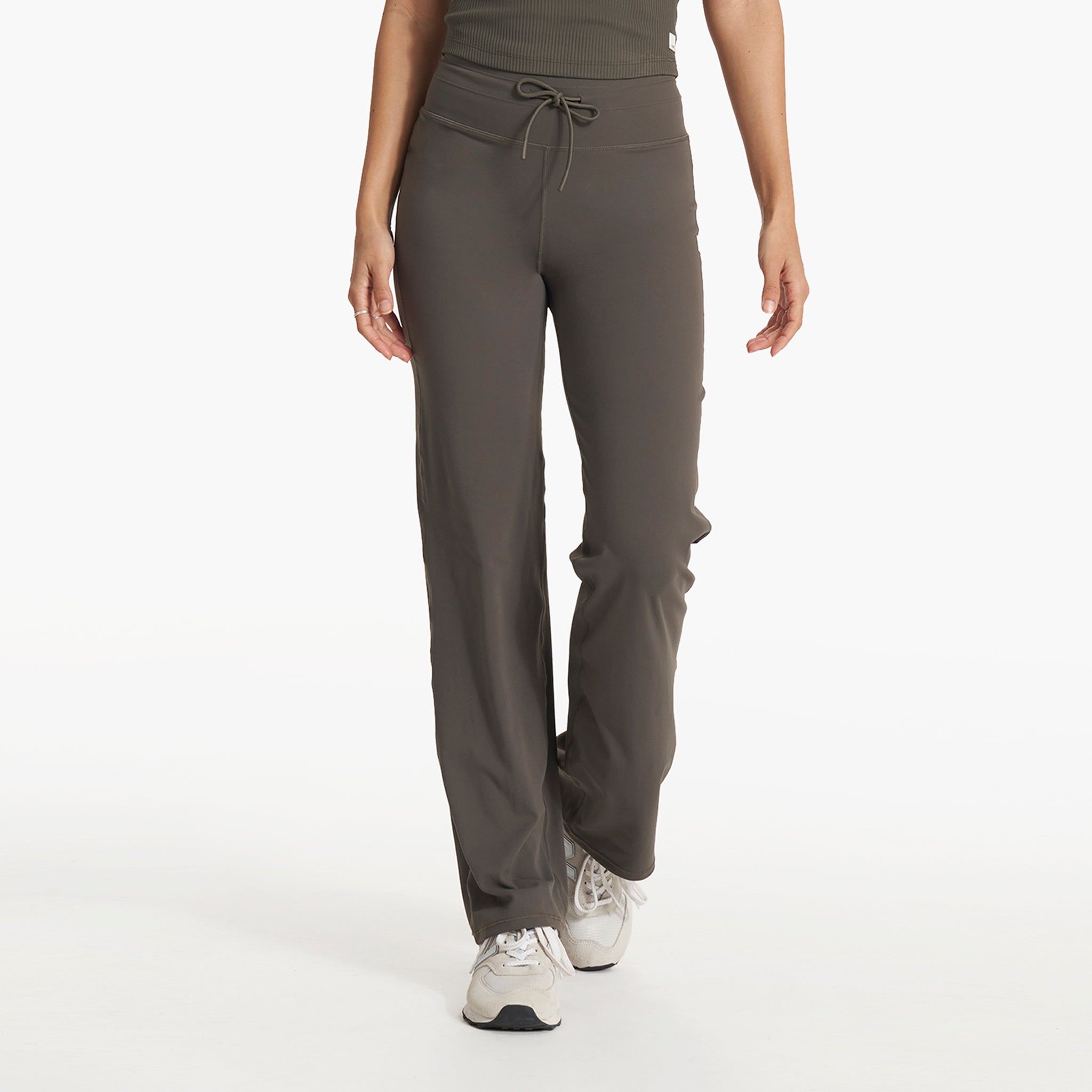 Daily Wideleg | Oregano sold by Vuori