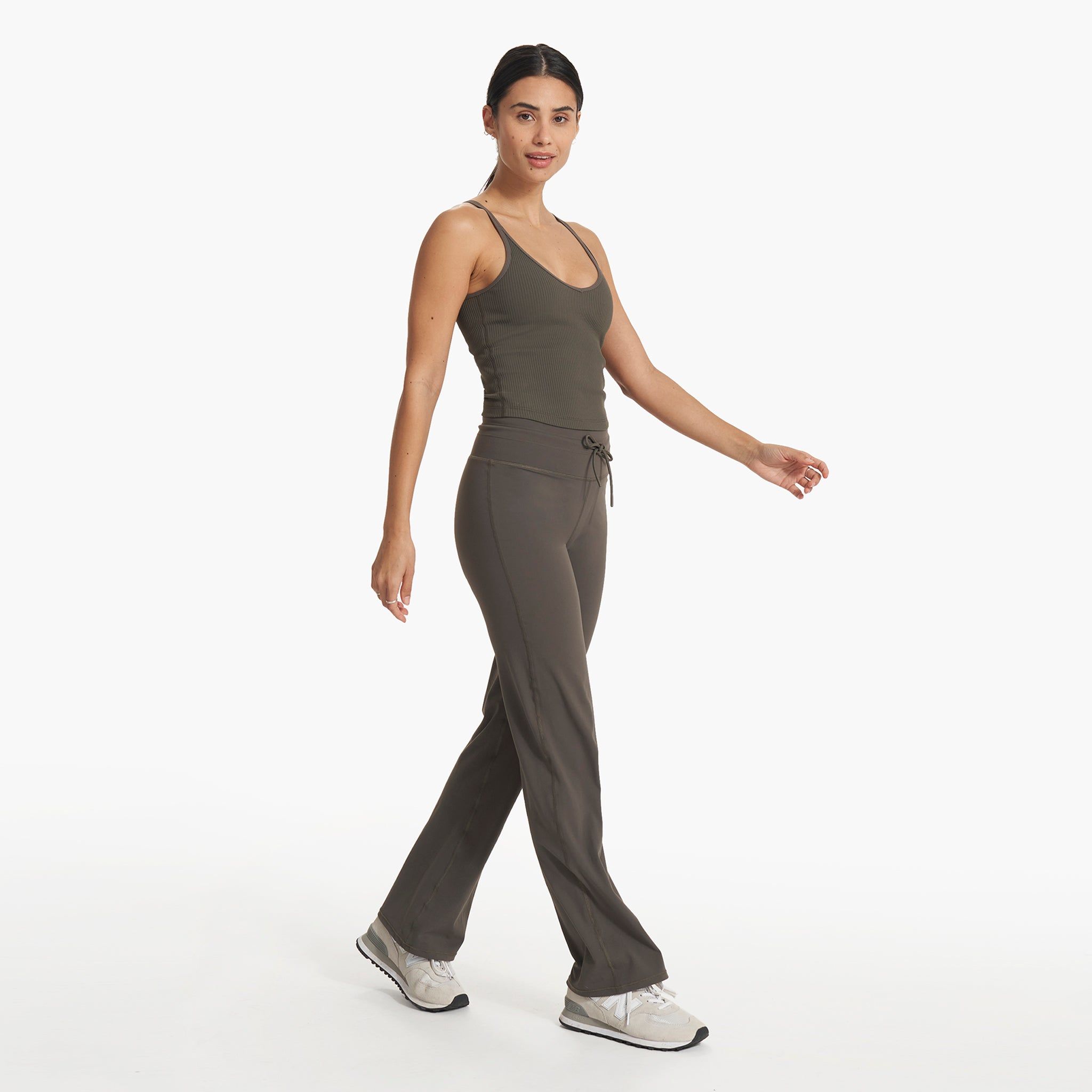 Daily Wideleg | Oregano sold by Vuori product image thumbnail 4