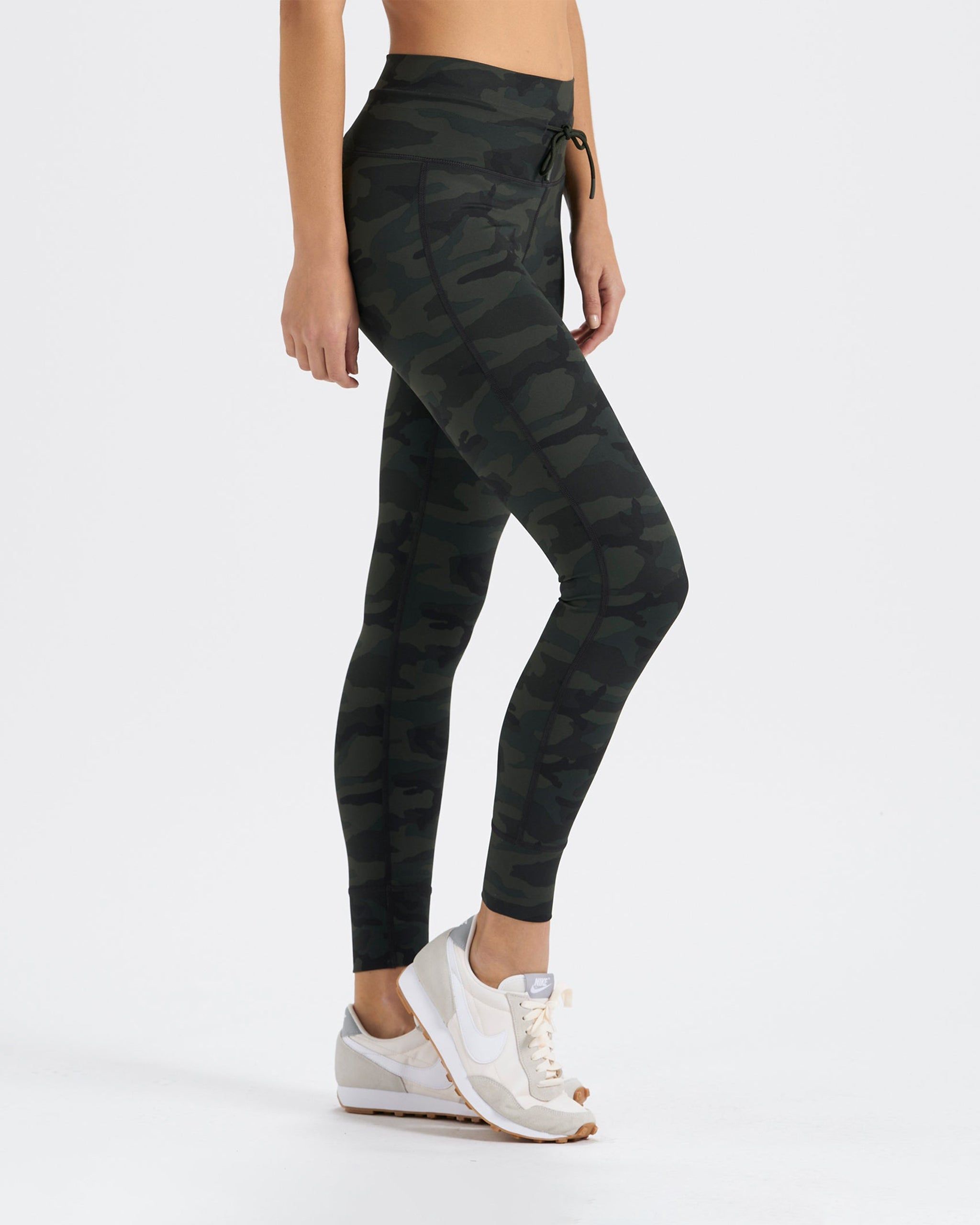 Daily Legging | Green Camo sold by Vuori product image thumbnail 3