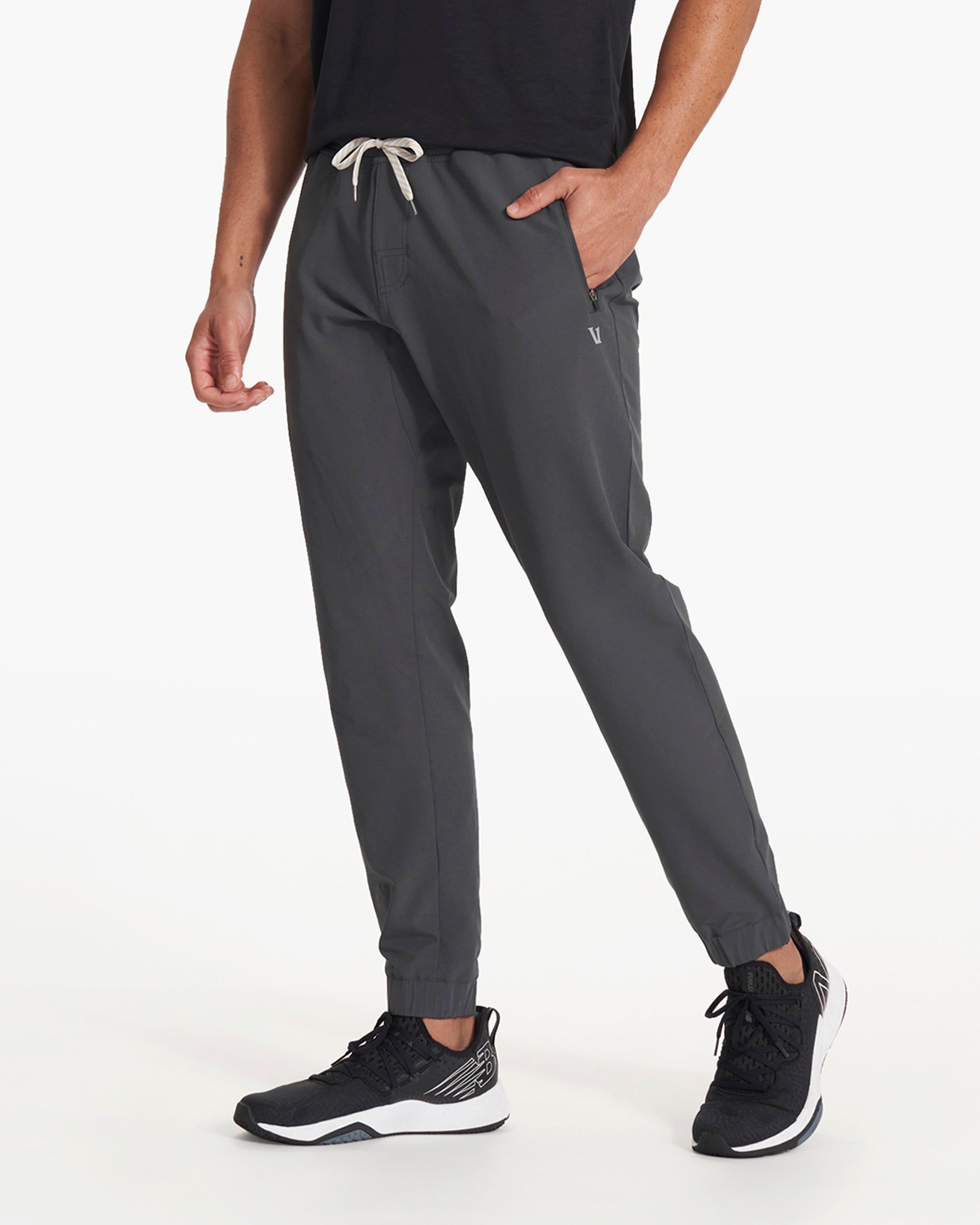 Transit Jogger | Charcoal sold by Vuori product image thumbnail 4