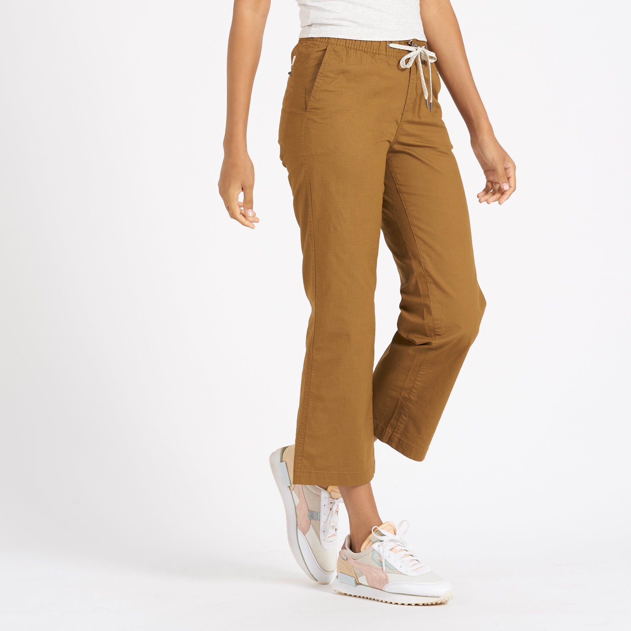 Womens Ripstop Wideleg | Tobacco sold by Vuori product image thumbnail 2