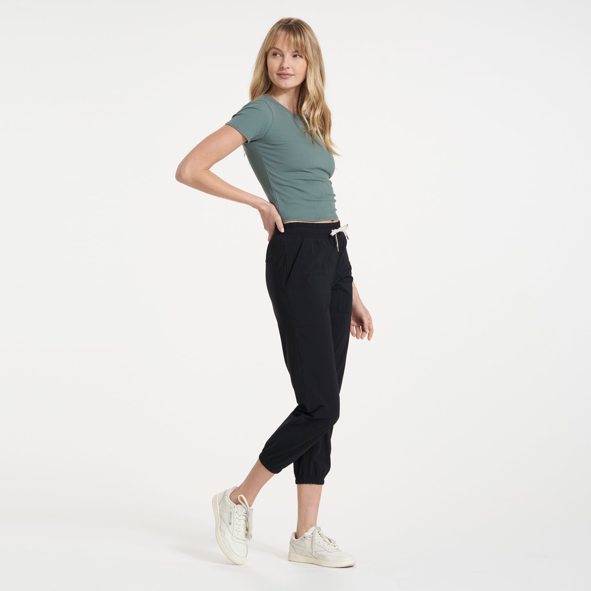 Pose Fitted Tee | Kelp sold by Vuori product image thumbnail 4