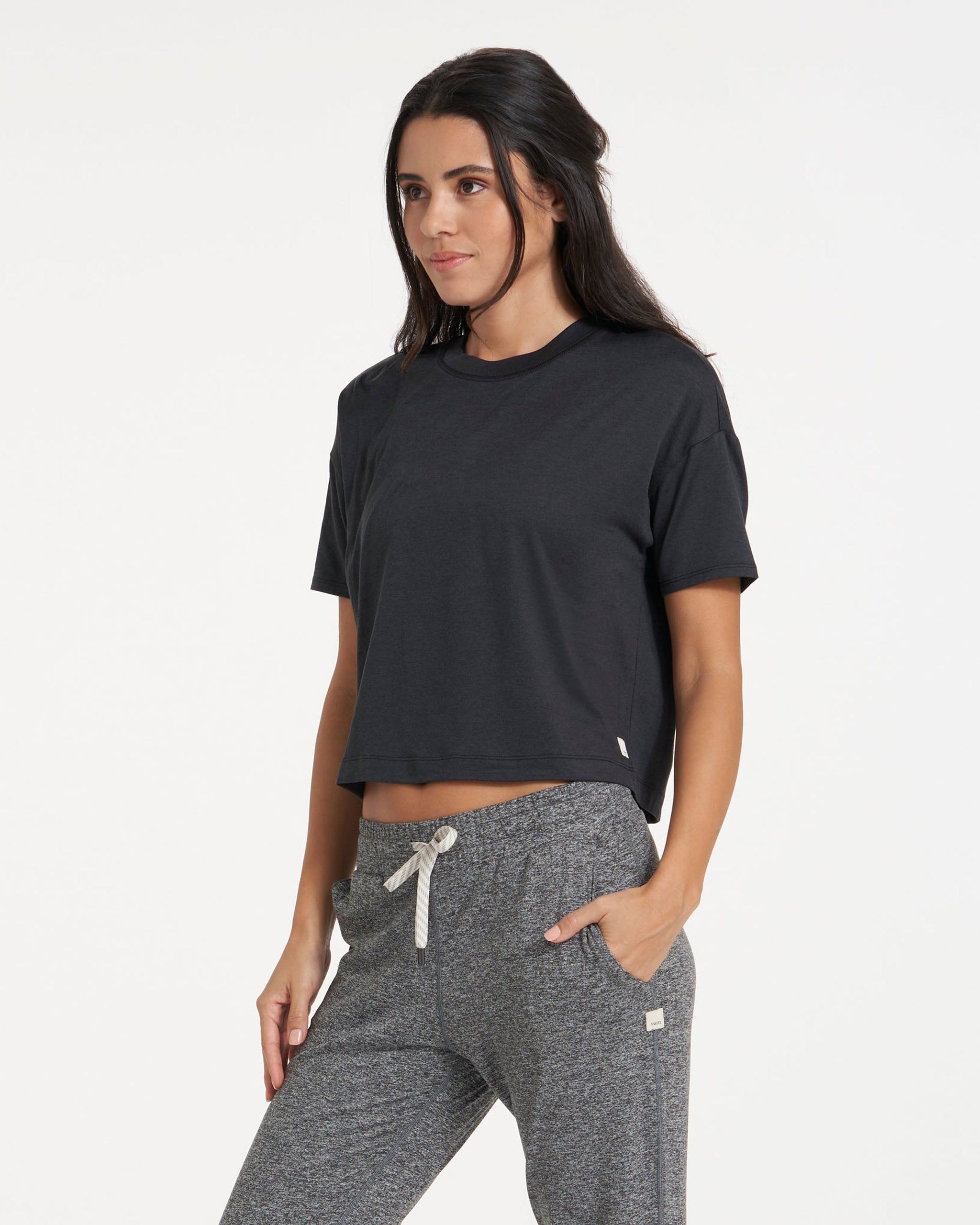 Energy Tee | Black Heather sold by Vuori product image thumbnail 2