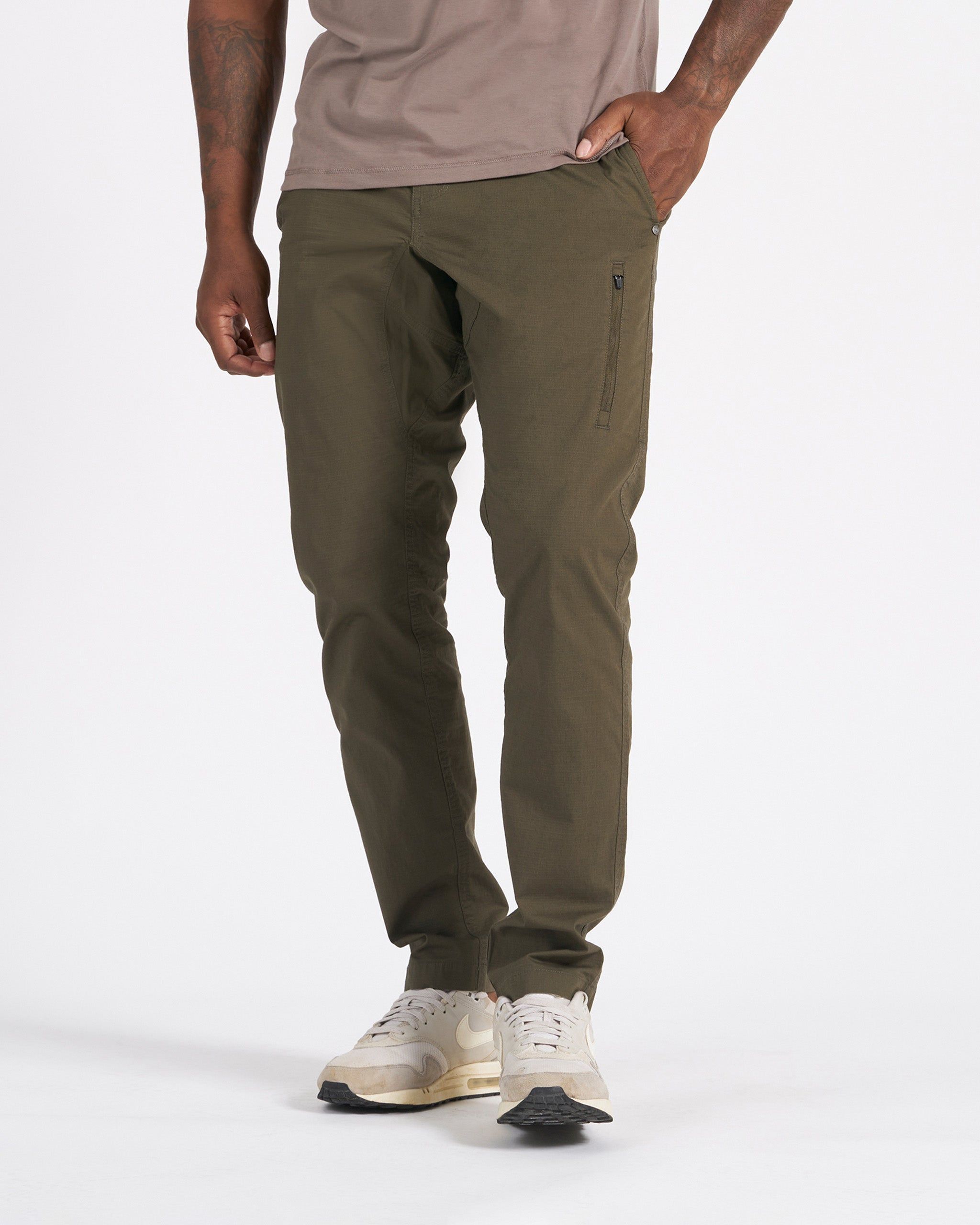 Ripstop Pant | Dark Oregano sold by Vuori product image thumbnail 2