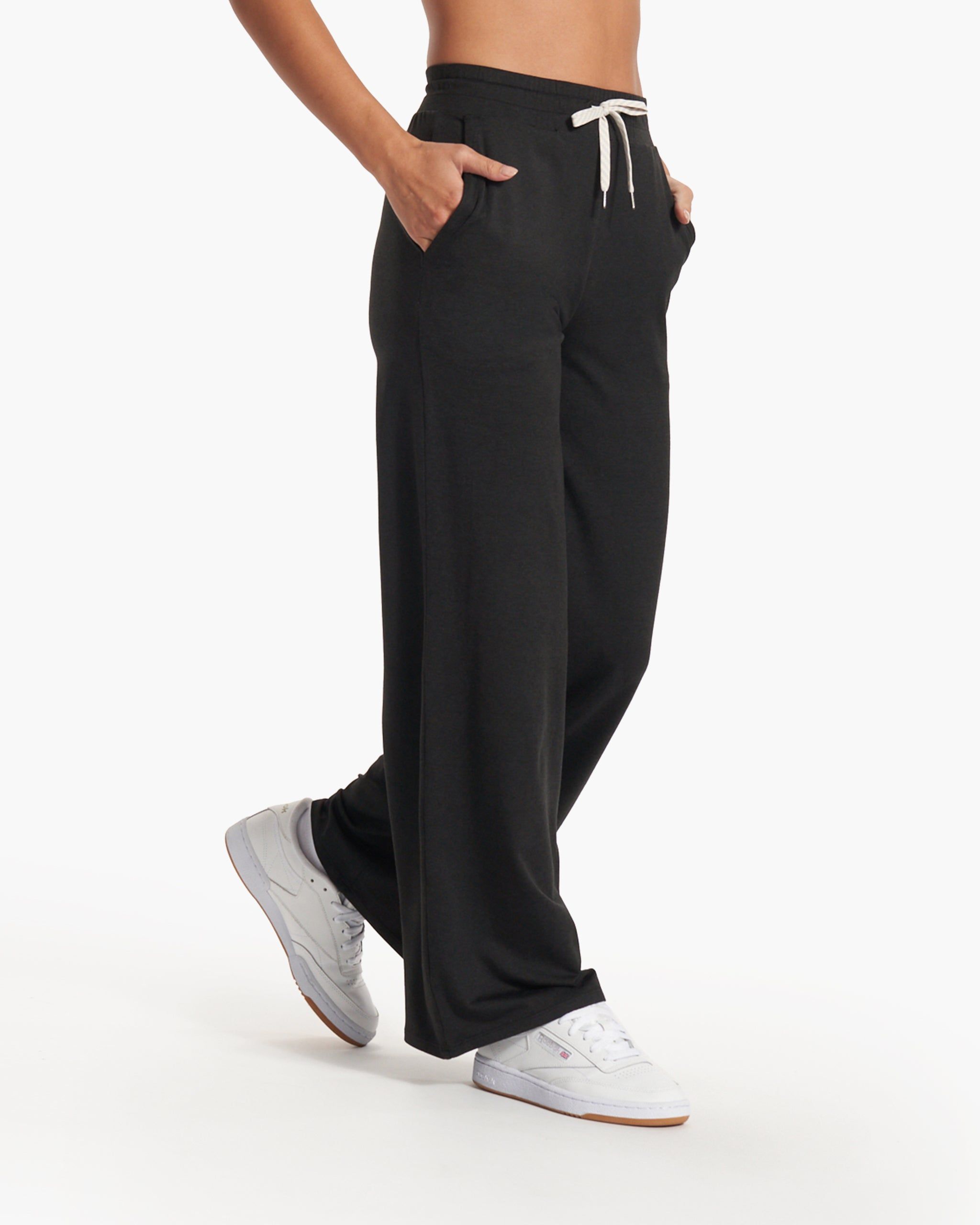 Halo Essential Wideleg - Short | Black Heather sold by Vuori product image thumbnail 2