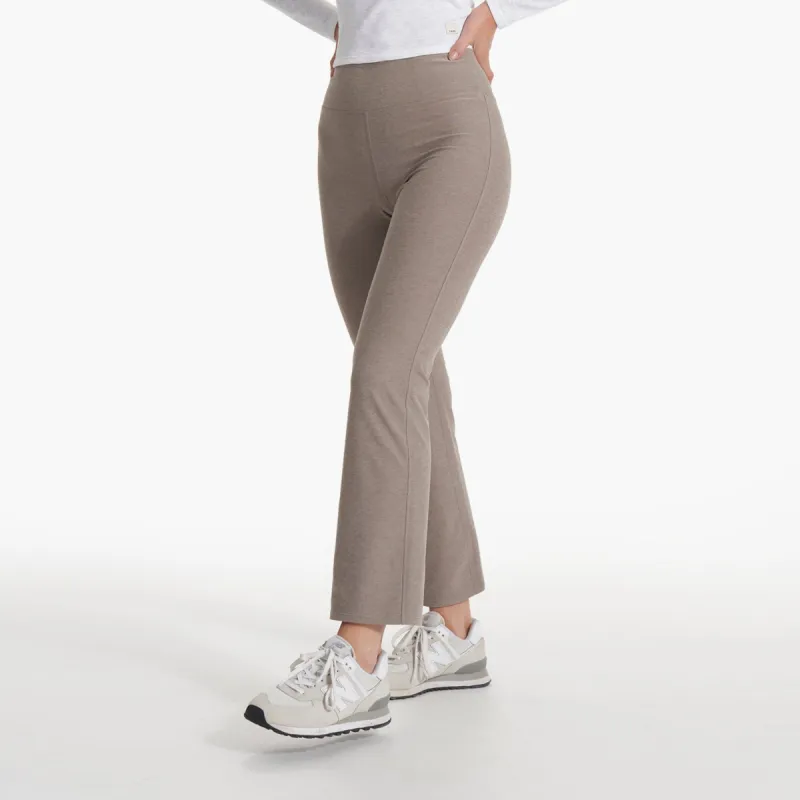 Mid Rise Elevation Slim Bootcut | Walnut Heather sold by Vuori