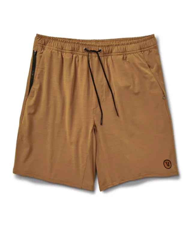 Elevate Kore Short | Caramel sold by Vuori