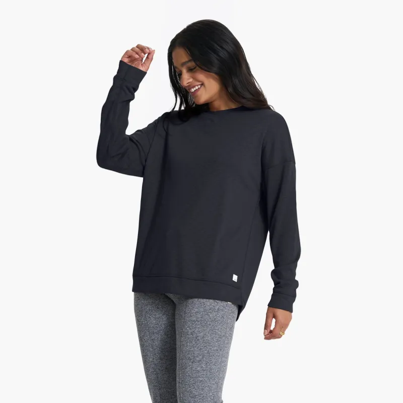 Long-Sleeve Sunrise Crew | Black sold by Vuori