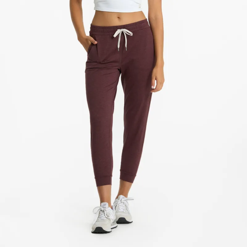 Performance Jogger | Ruby Heather sold by Vuori