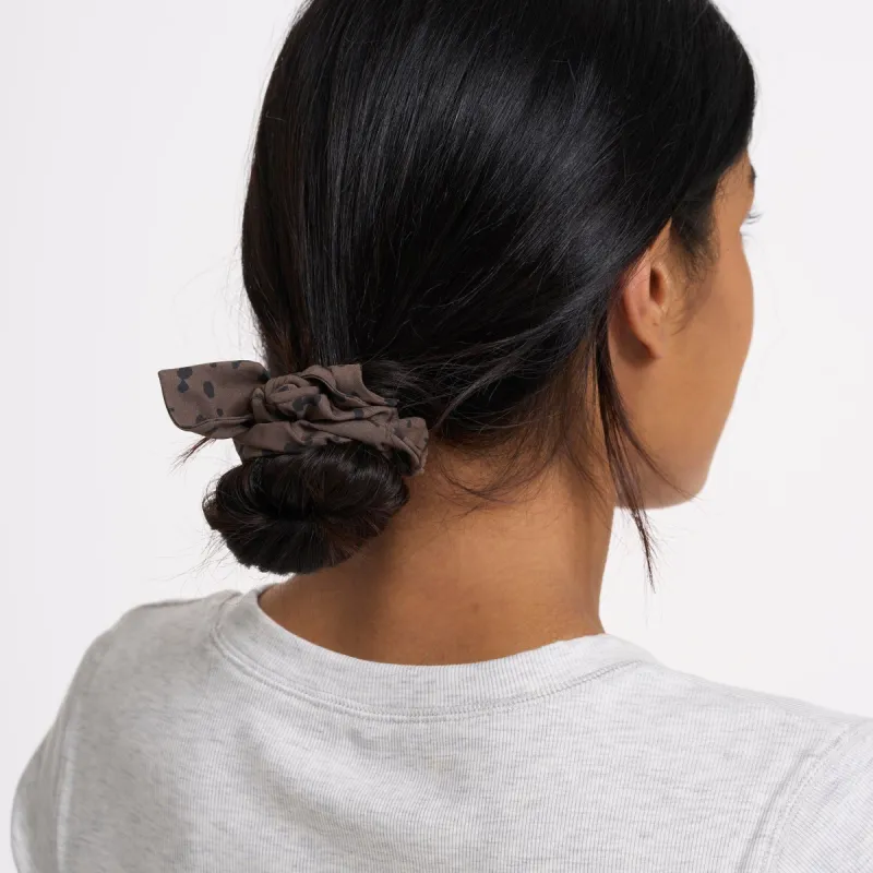 Tie Scrunchy | Elm Dots sold by Vuori