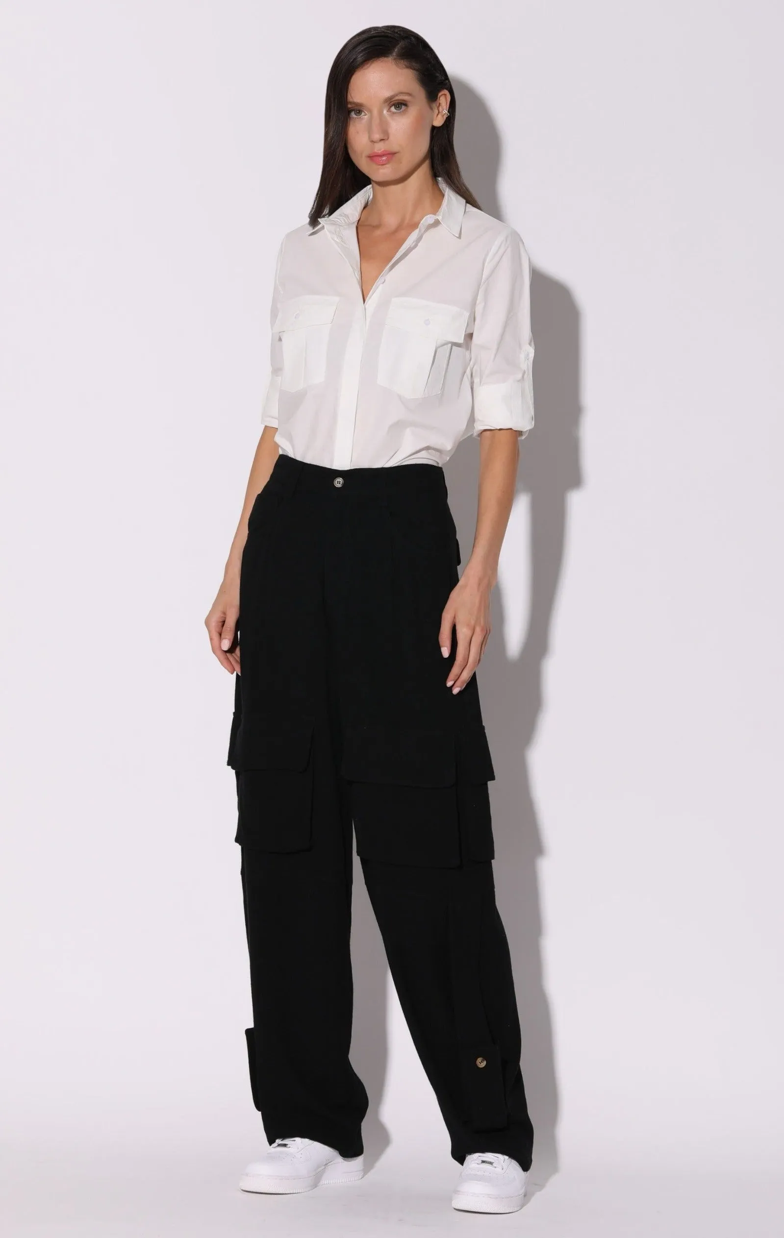 Robin Pant, Black sold by Walter Baker