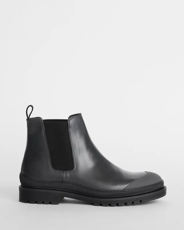 Wellington Women's Chelsea Boot made by WANT Les Essentiels