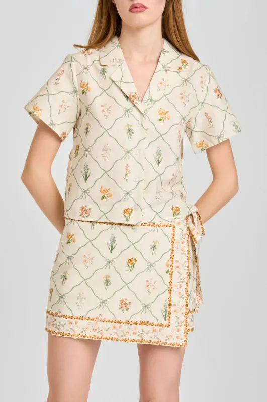 Amelia Linen Short Sleeve Top made by Wayf