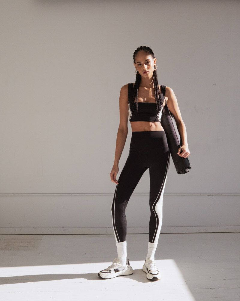 Hourglass Colorblock Ultra High Rise Legging sold by WeWoreWhat product image thumbnail 3