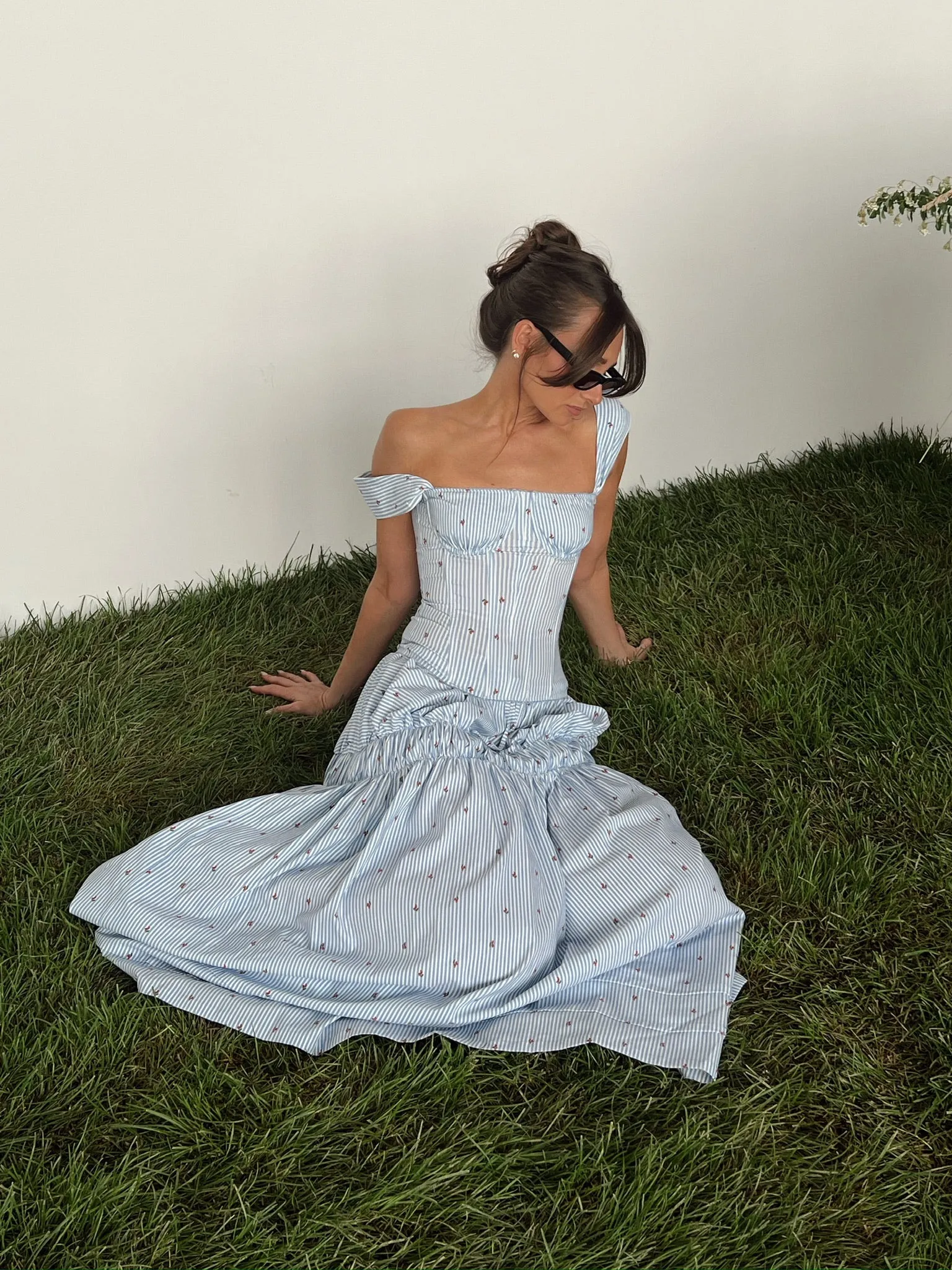 Ruched Cup Corset sold by WeWoreWhat product image thumbnail 3