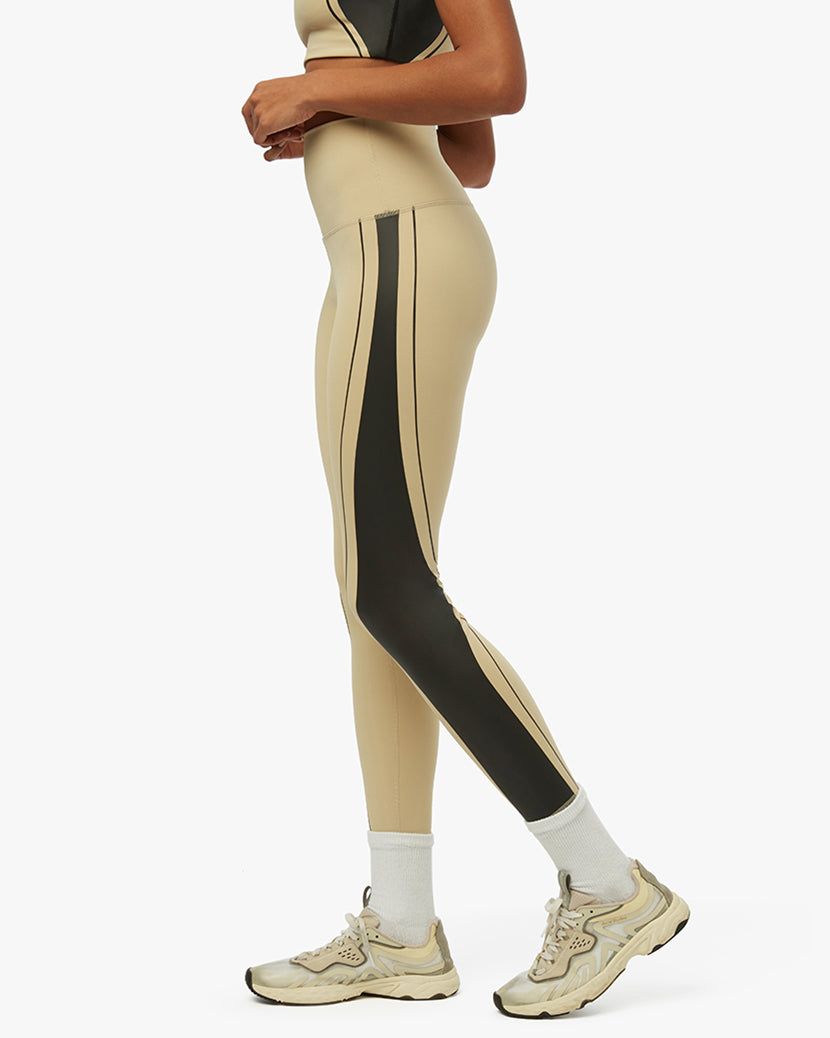 Hourglass Colorblock Ultra High Rise Legging sold by WeWoreWhat product image thumbnail 5
