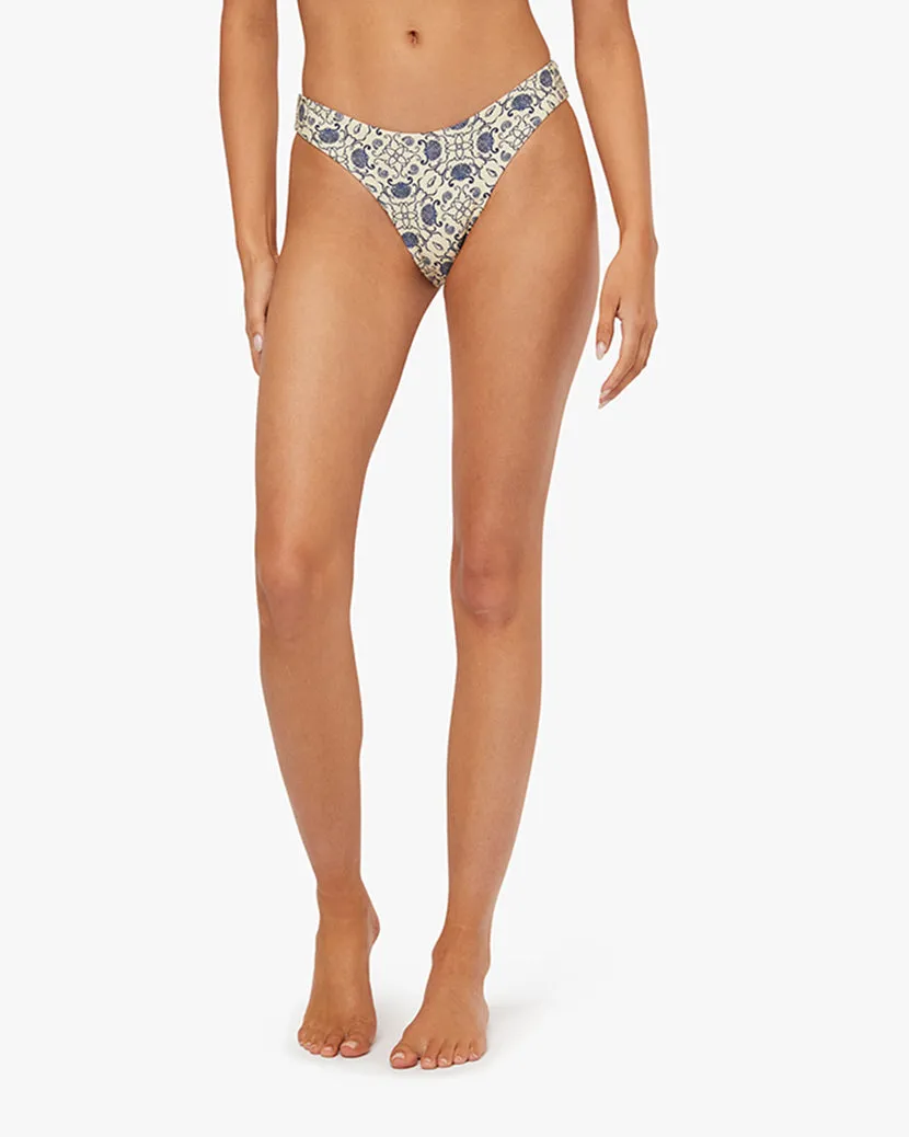 Classic Scoop Bottom sold by WeWoreWhat