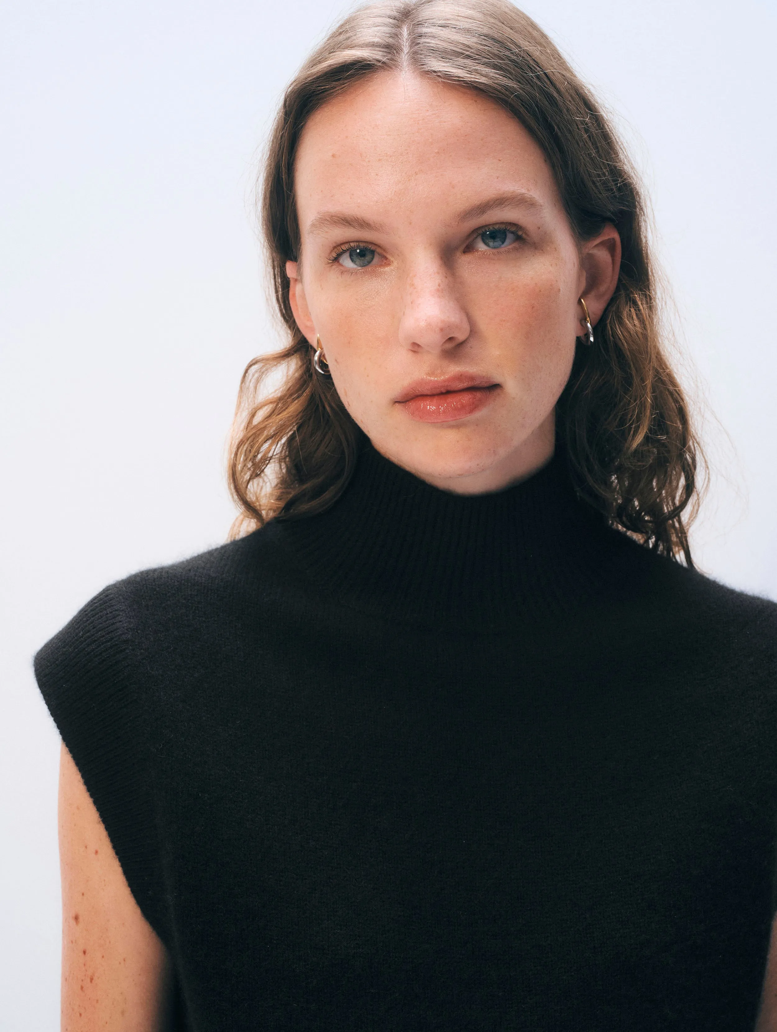 Cashmere Sleeveless Dress | Black sold by White + Warren product image thumbnail 2