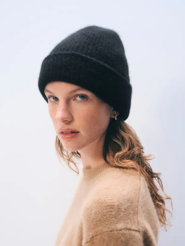 Cashmere Ribbed Beanie | Black sold by White + Warren