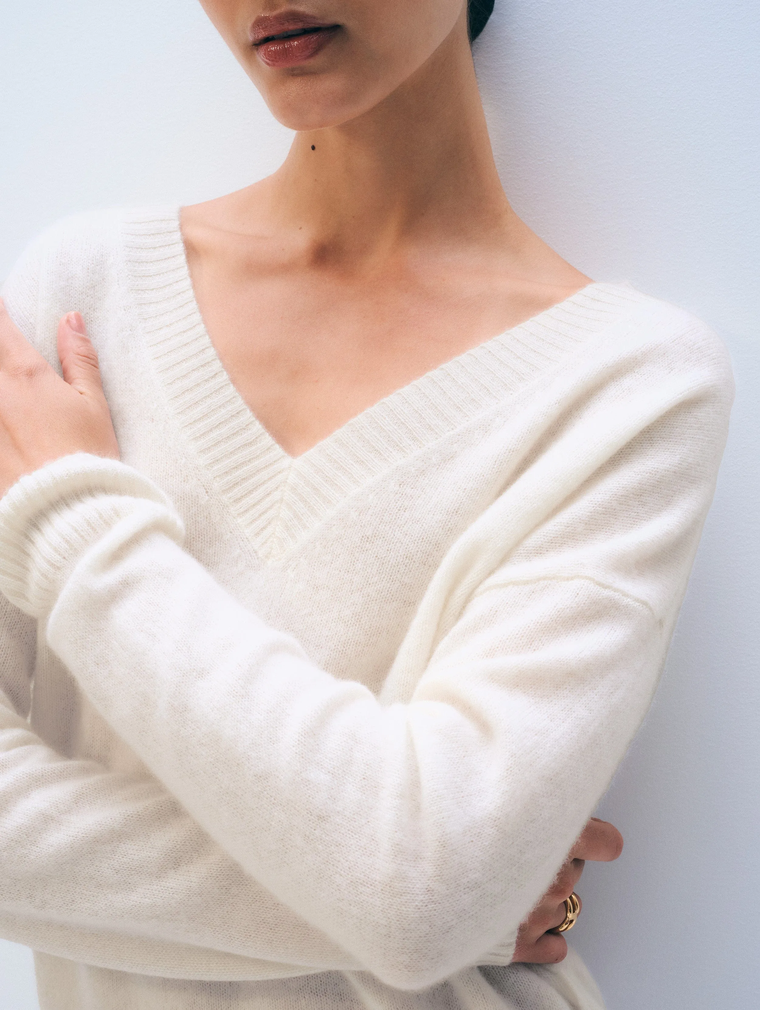 Cashmere Featherweight V Neck | Soft White sold by White + Warren product image thumbnail 2