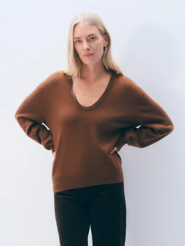 Cashmere Scoopneck Sweater | Cedarwood made by White + Warren