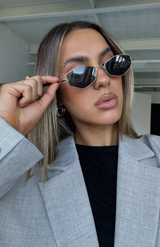 Bayside Sunglasses Black sold by White Fox Boutique