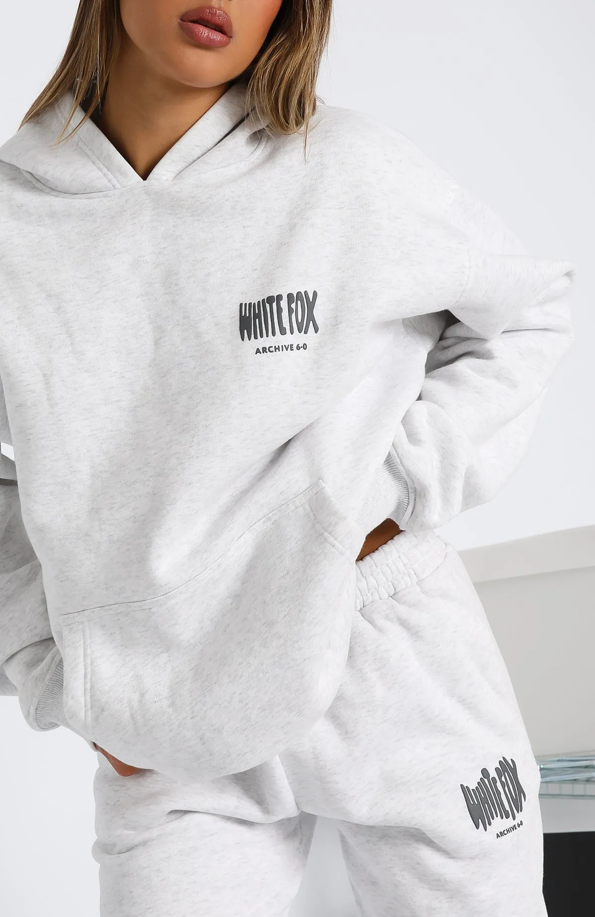 ★FILA★ WHITE ROCK GRAPHIC HOODIE_FS2POG3110X_CHO Fila half hot sale zip hoodie