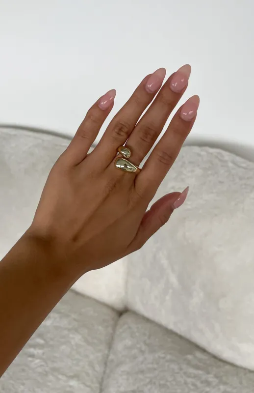 Milana Ring Gold made by White Fox Boutique