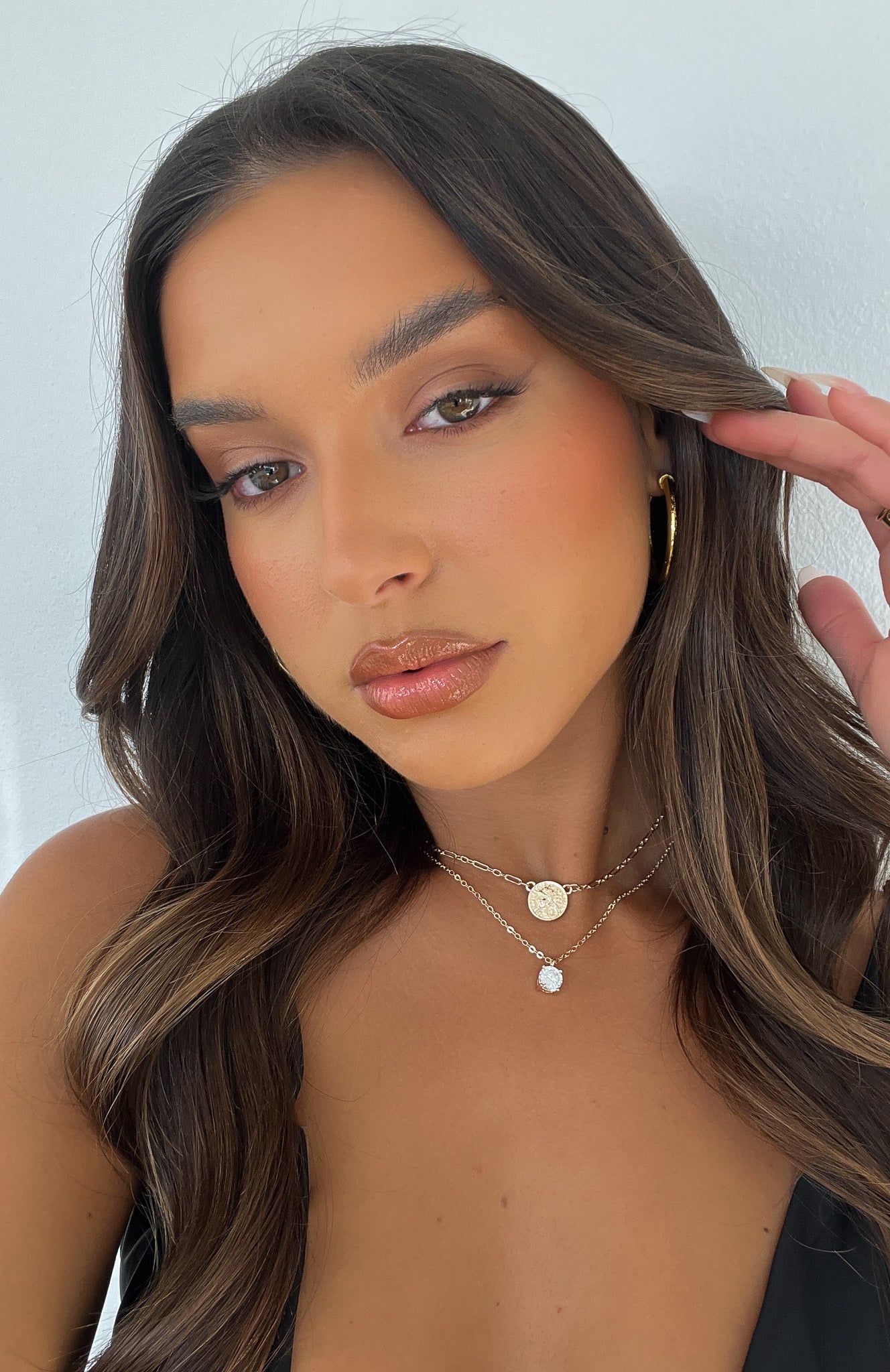 Nicole Necklace Gold sold by White Fox Boutique product image thumbnail 3