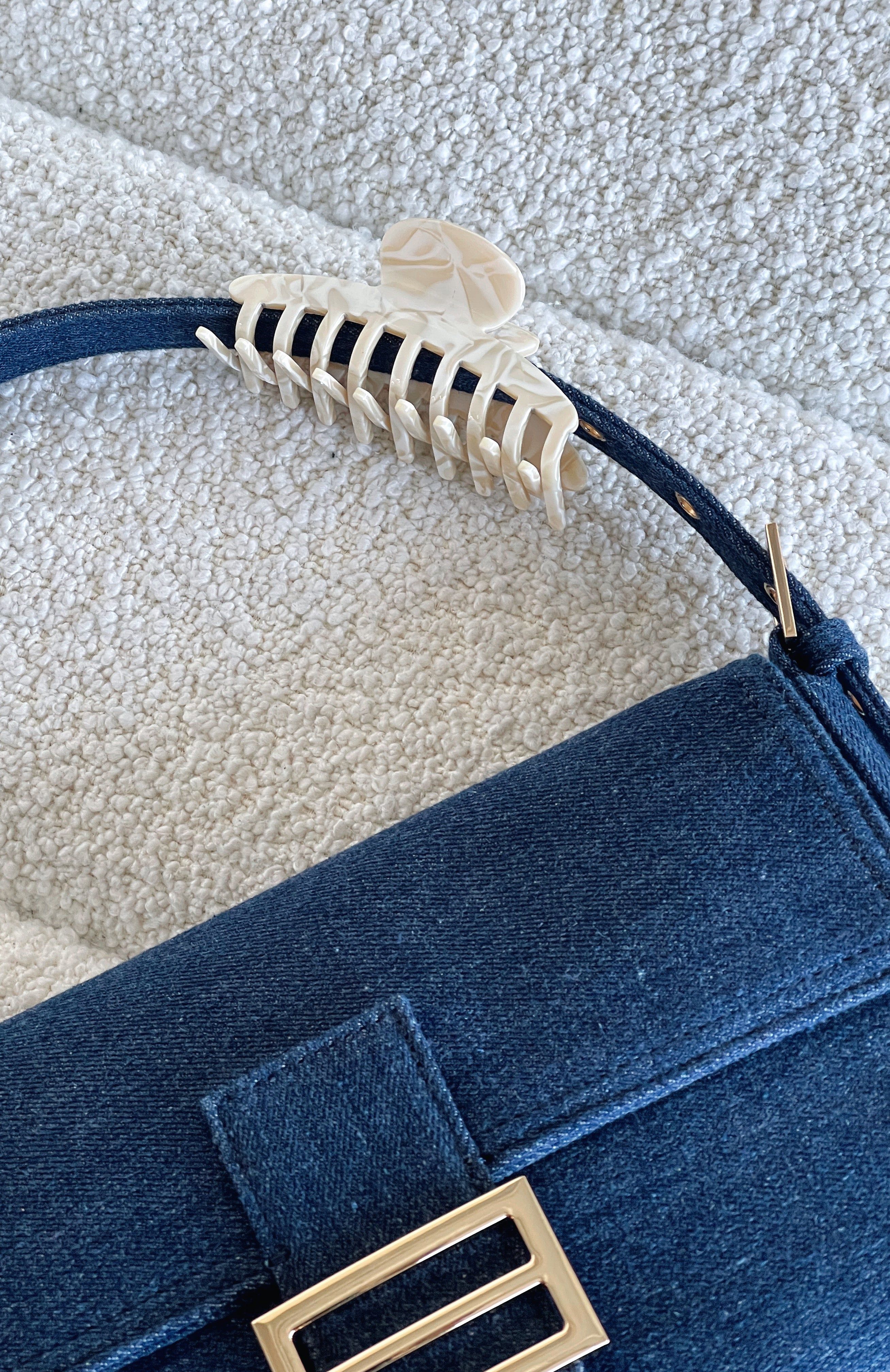 Innis Hair Clip Cream sold by White Fox Boutique product image thumbnail 2