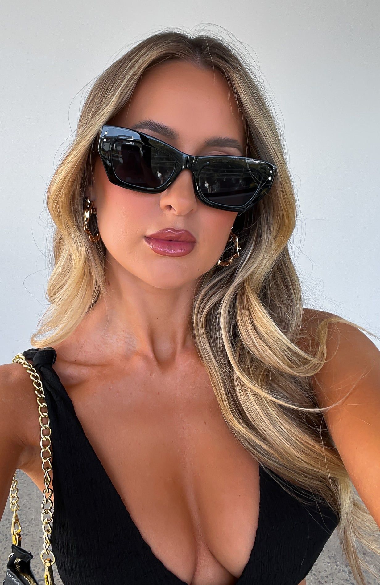 Carter Sunglasses Black sold by White Fox Boutique