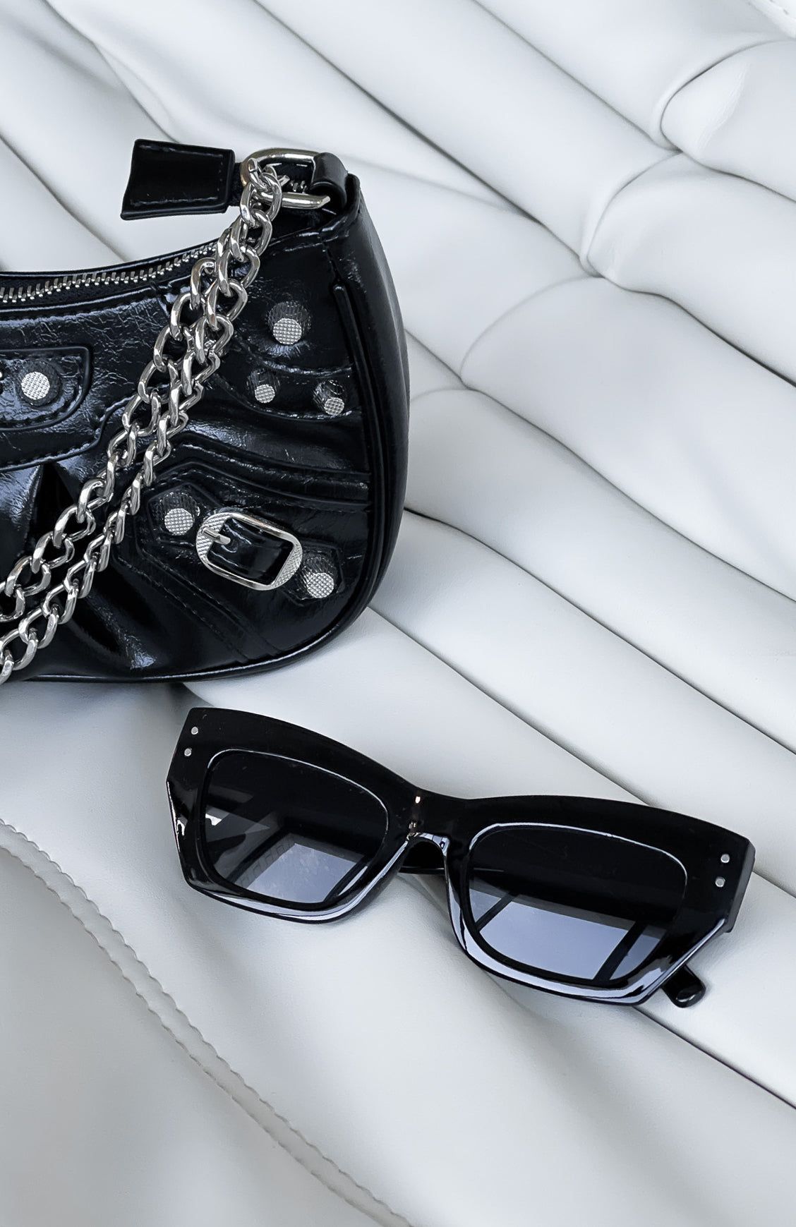 Carter Sunglasses Black sold by White Fox Boutique product image thumbnail 2