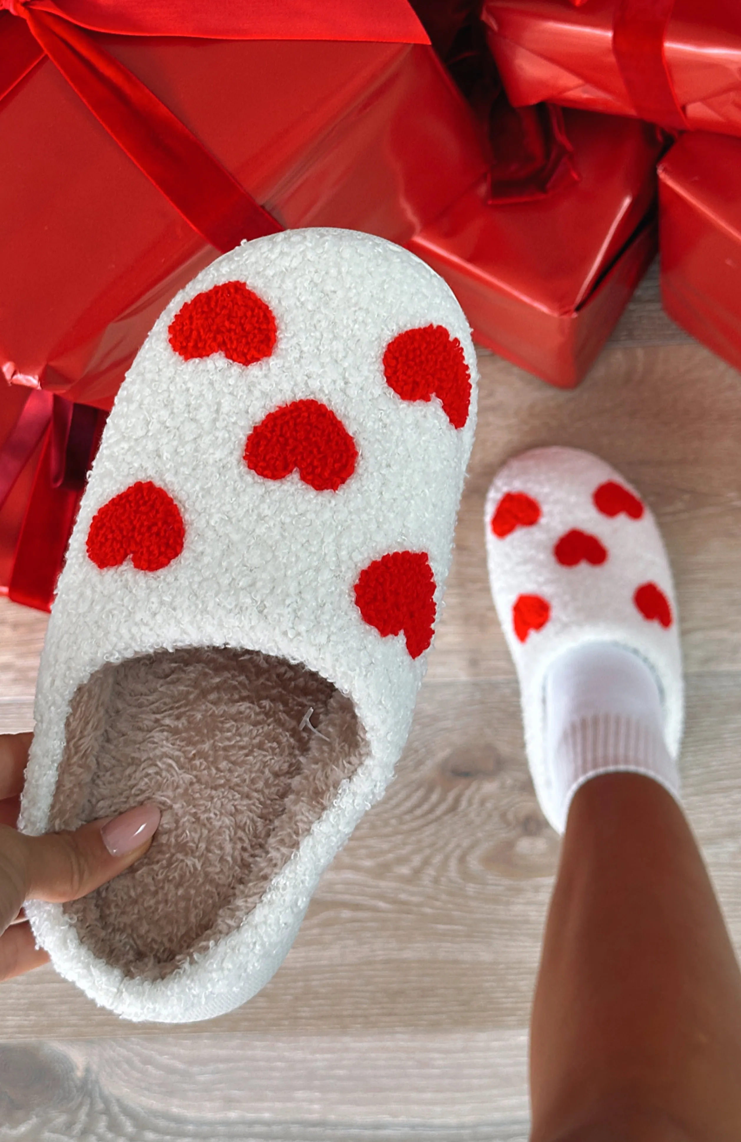 Comfy Cosy Slippers White/Red sold by White Fox Boutique product image thumbnail 4