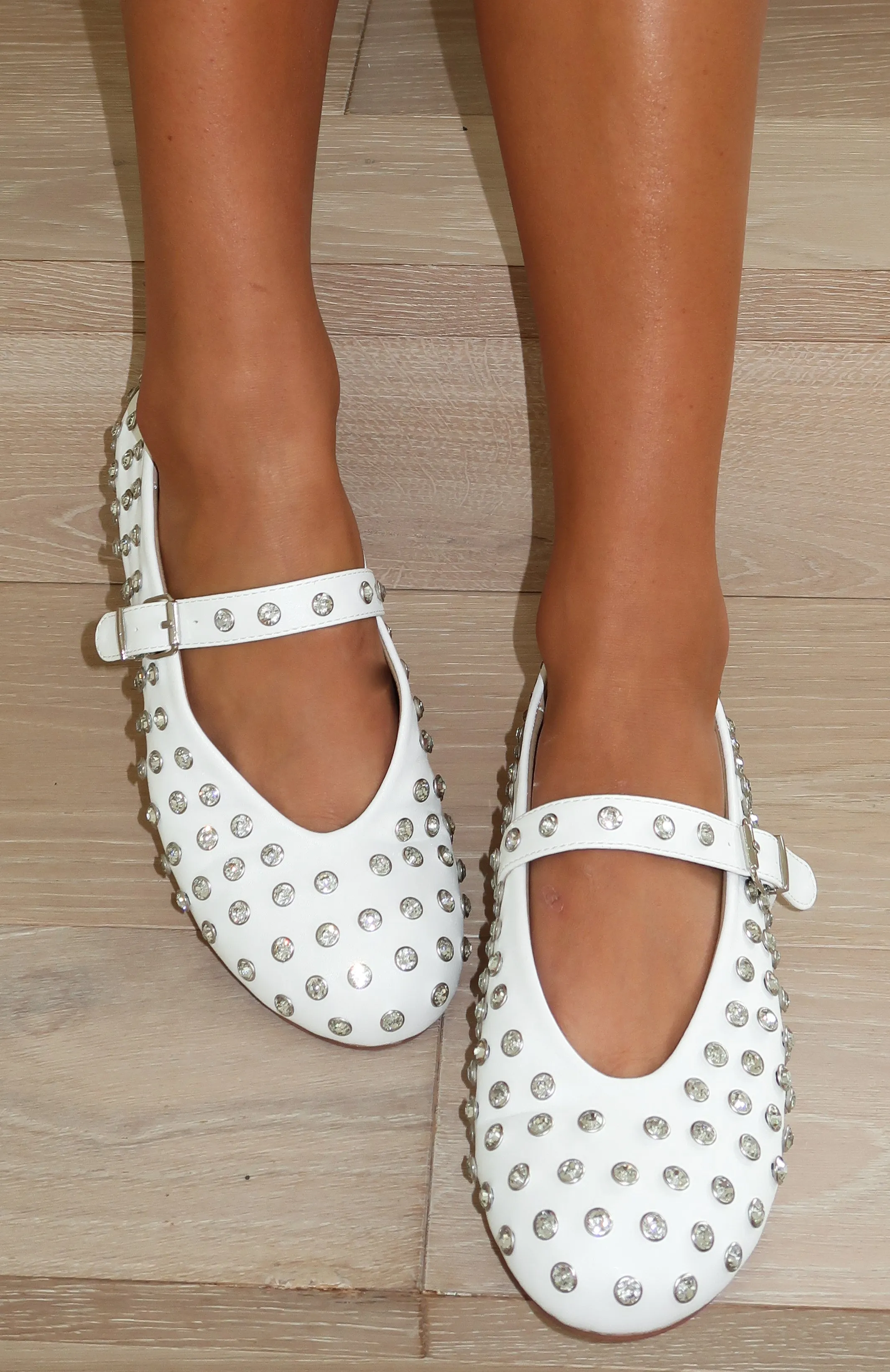 Best Shot Ballet Flats White sold by White Fox Boutique