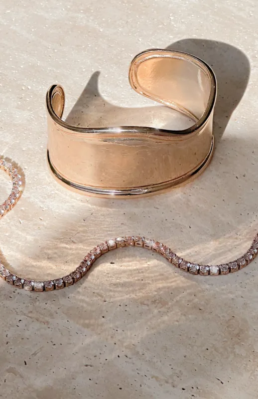 Nat Cuff Bracelet Gold made by White Fox Boutique